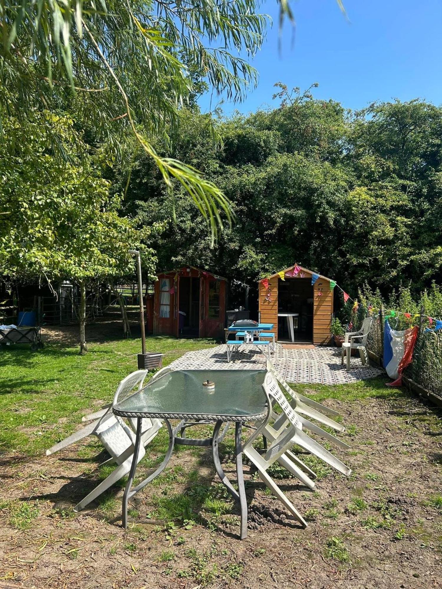 Willow Barn Уисбийч Екстериор снимка